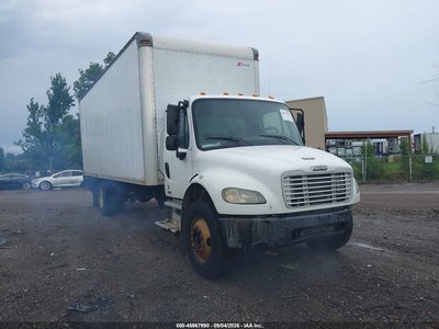 1FVACXAK23H****** 2003 Freightliner M2