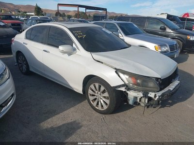 1HGCR2F75DA****** 2013 Honda Accord