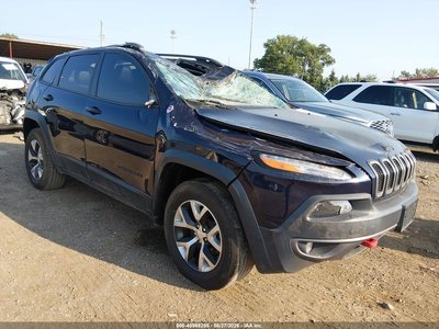 1C4PJMBS4GW****** 2016 Jeep Cherokee