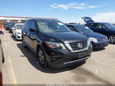 2017 Nissan Pathfinder