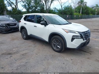 5N1BT3AB8RC****** 2024 Nissan Rogue