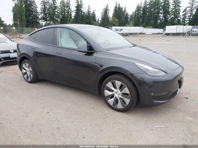 7SAYGDEE6RF****** 2024 Tesla Model Y