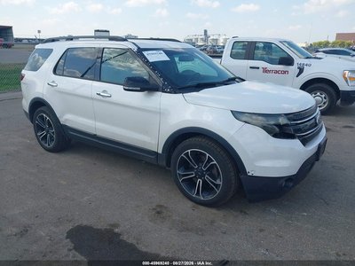 1FM5K8GT7EG****** 2014 Ford Explorer