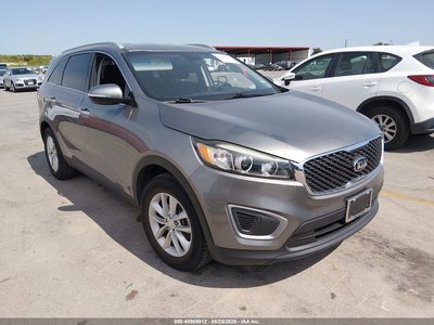 5XYPG4A38HG****** 2017 Kia Sorento