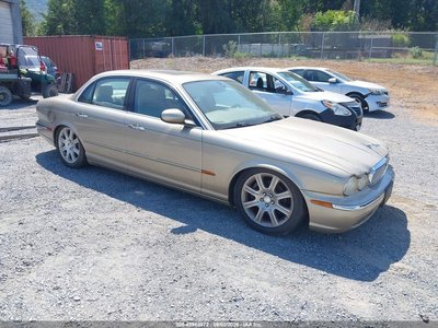 SAJWA71CX4S****** 2004 Jaguar XJ-Series