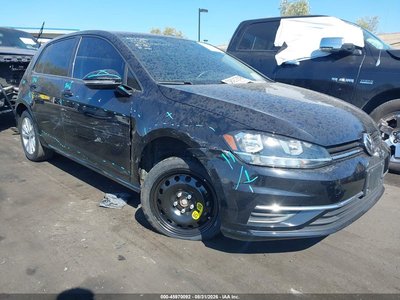 3VWG57AUXLM****** 2020 Volkswagen Golf