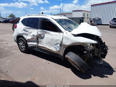 KNMAT2MT7HP****** 2017 Nissan Rogue