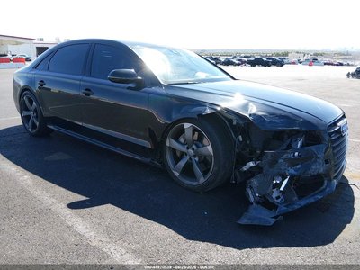 WAU43AFD4JN****** 2018 Audi A8