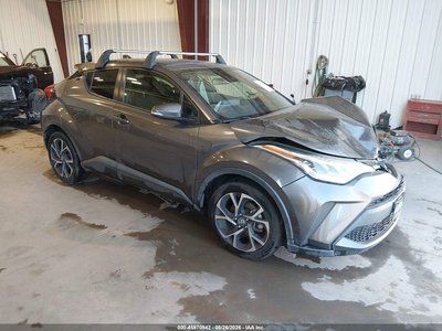 JTNKHMBX3M1****** 2021 Toyota C-HR