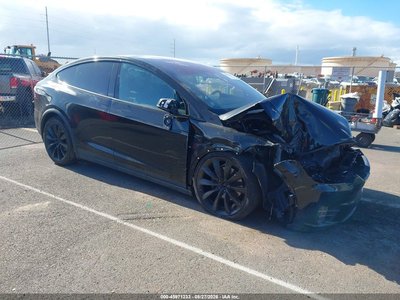 5YJXCBE25LF****** 2020 Tesla Model X