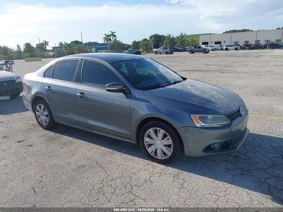3VWDP7AJ3CM****** 2012 Volkswagen Jetta