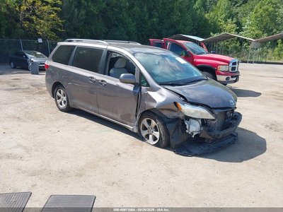 2016 Toyota Sienna