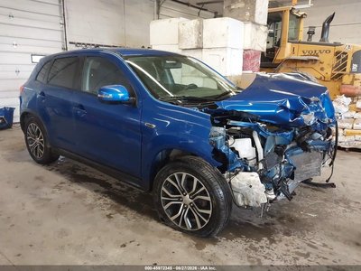 JA4AR3AU1HZ****** 2017 Mitsubishi Outlander