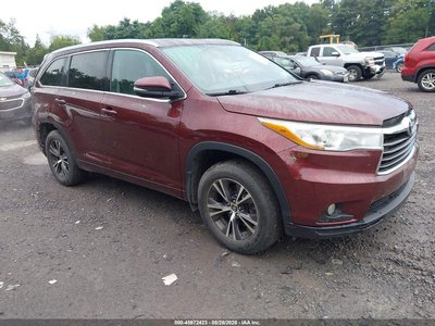2016 Toyota Highlander