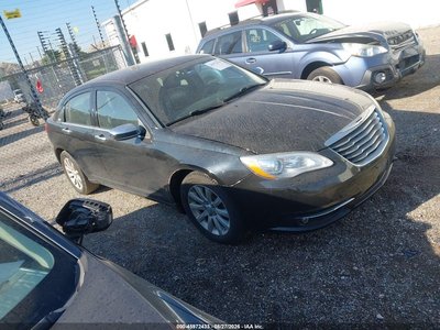1C3CCBCG4EN****** 2014 Chrysler 200