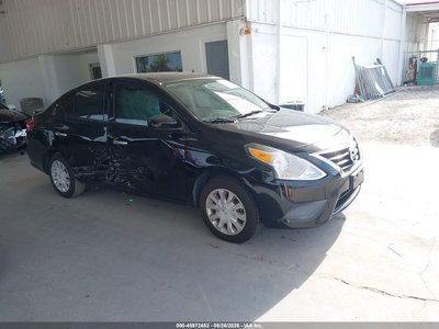 2016 Nissan Versa