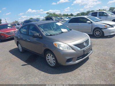 3N1CN7AP6CL****** 2012 Nissan Versa