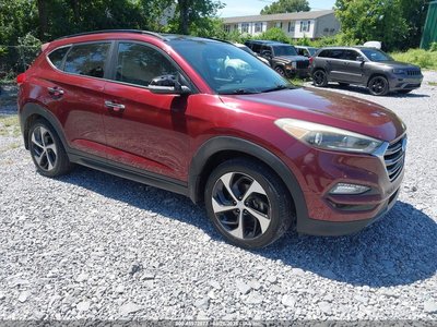 KM8J33A24GU****** 2016 Hyundai Tucson