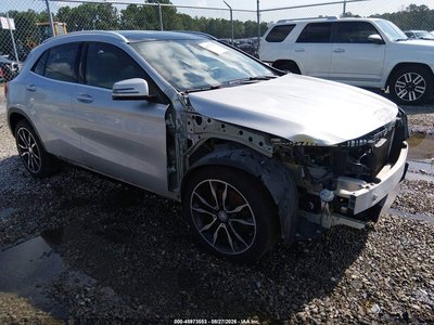 2016 Mercedes-Benz GLA-Class
