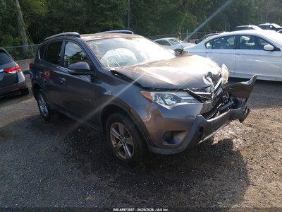 JTMWFREV8FJ****** 2015 Toyota RAV4