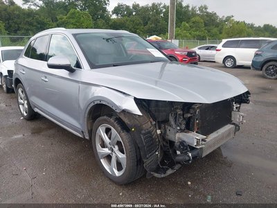 WA1BAAFY8M2****** 2021 Audi Q5