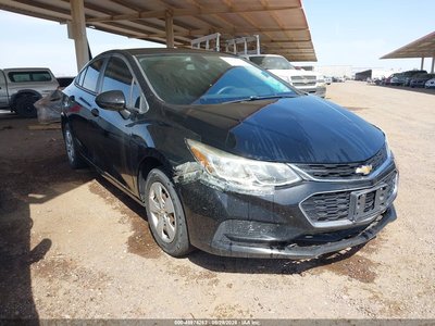 1G1BC5SM7J7****** 2018 Chevrolet Cruze