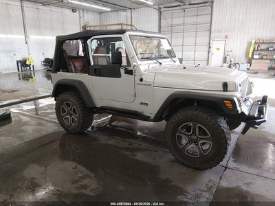 1J4FA39S22P****** 2002 Jeep Wrangler