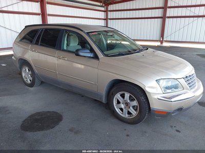 2C4GM68495R****** 2005 Chrysler Pacifica