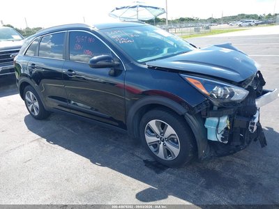 KNDCB3LC8N5****** 2022 Kia Niro