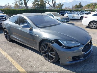 5YJSA1CGXDF****** 2013 Tesla Model S