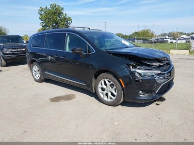 2C4RC1EG5HR****** 2017 Chrysler Pacifica