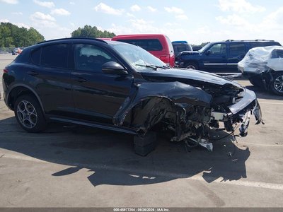ZASPAKBN0P7****** 2023 Alfa Romeo Stelvio