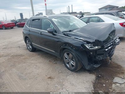 3VV2B7AX8MM****** 2021 Volkswagen Tiguan