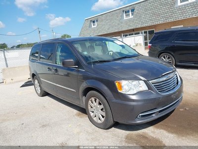2C4RC1BG5GR****** 2016 Chrysler Town & Country