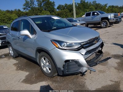 3GNCJLSBXLL****** 2020 Chevrolet Trax