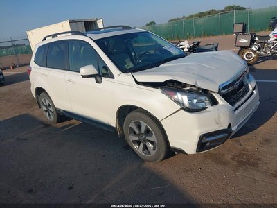 JF2SJAEC7HH****** 2017 Subaru Forester