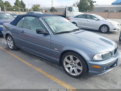 WBABS33423P****** 2003 BMW 3 Series