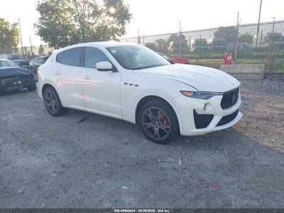 ZN661ZUA2KX****** 2019 Maserati Levante