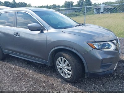 KNMAT2MTXJP****** 2018 Nissan Rogue