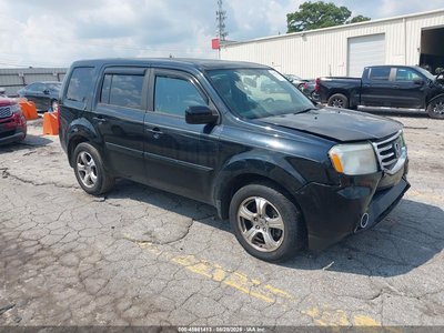 5FNYF3H55DB****** 2013 Honda Pilot