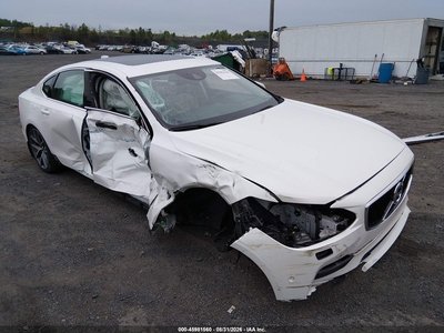 LVY982MKXJP****** 2018 Volvo S90