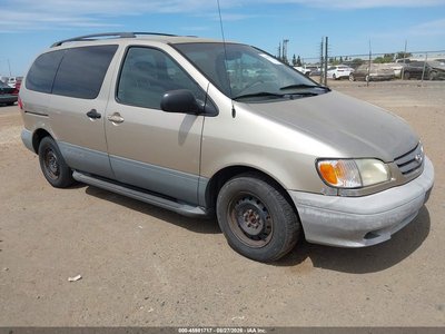 2001 Toyota Sienna
