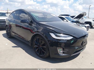 5YJXCDE24LF****** 2020 Tesla Model X