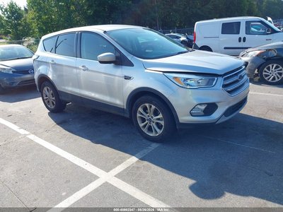 1FMCU0GD4HU****** 2017 Ford Escape