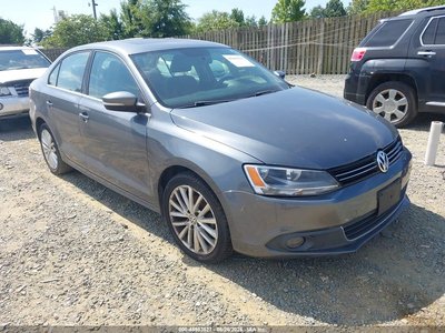 3VWLL7AJ8DM****** 2013 Volkswagen Jetta