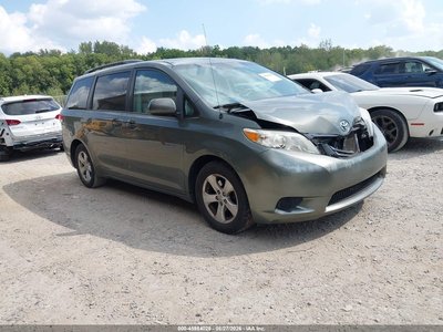 2014 Toyota Sienna