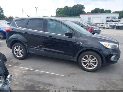 1FMCU0GD2KU****** 2019 Ford Escape