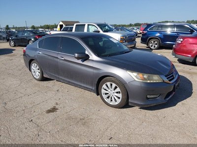 1HGCR3F8XDA****** 2013 Honda Accord