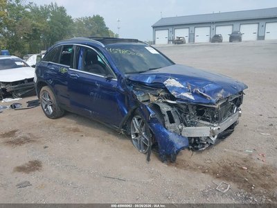 WDC0G4KB9JV****** 2018 Mercedes-Benz Glc 300