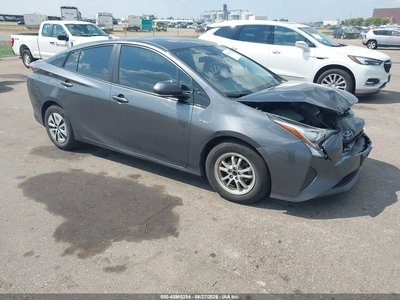 JTDKARFU4H3****** 2017 Toyota Prius
